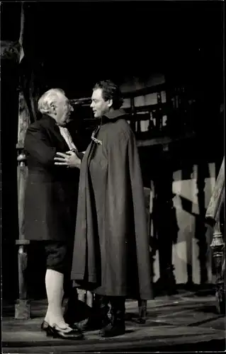 Foto Ak Theaterschauspieler auf der Bühne