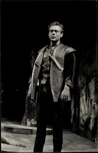 Foto Ak Theaterschauspieler auf der Bühne