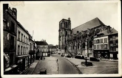 Ak Sézanne Marne, Place de la République