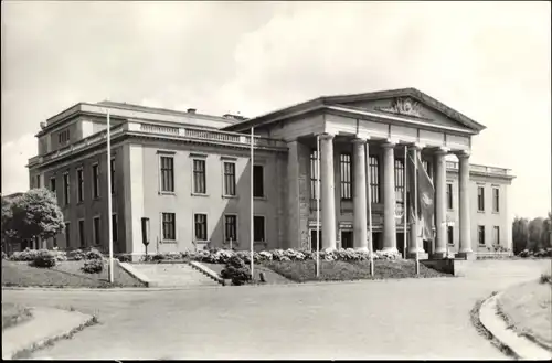 Ak Karl Marx Stadt Chemnitz in Sachsen, Kulturpalast der Werktätigen, Außenansicht