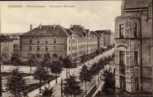 Ak Chemnitz in Sachsen, Planitzstraße, Infanterie-Kaserne, Außenansicht