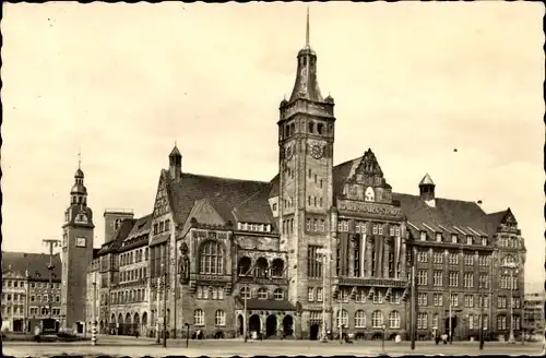 Ak Karl Marx Stadt Chemnitz in Sachsen, Neues Rathaus am Markt, Außenansicht