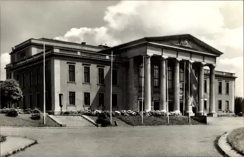 Ak Siegmar Karl Marx Stadt Chemnitz in Sachsen, Kulturhaus der Werktätigen, Außenansicht