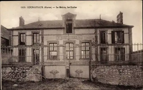 Ak Courgivaux Marne, La Mairie, Les Ecoles