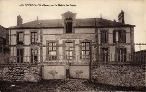 Ak Courgivaux Marne, La Mairie, Les Ecoles