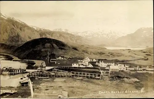 Foto Ak Dutch Harbor Alaska USA, Blick auf den Ort