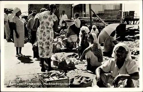 Ak Paramaribo Suriname, Marktverkoopsters, Marktszene