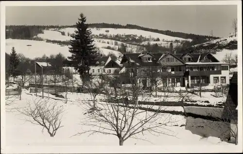 Foto Ak Tauchen Mönichkirchen in Niederösterreich, Ortsansicht im Winter