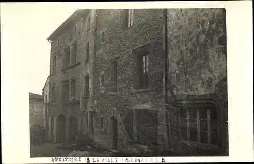 Foto Ak Granges la Ville Haute Saône ?, Auditoire