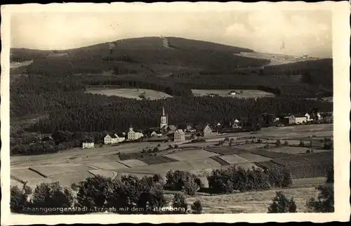 Ak Johanngeorgenstadt im Erzgebirge Sachsen, Panorama mit dem Plattenberg, Kirchturm