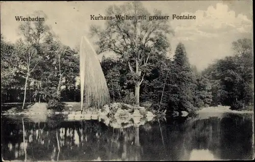 Ak Wiesbaden in Hessen, Kurhaus-Weiher mit großer Fontaine