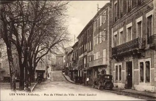 Ak Les Vans Ardèche, Rue de l'Hotel de Ville, Hotel Gandiol