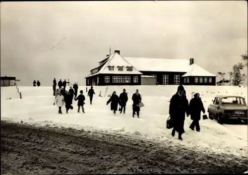 Ak Ostseebad Zingst, Am Kurhaus, Winter