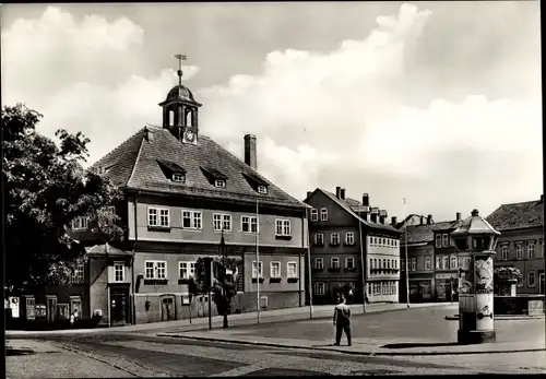 Ak Waltershausen in Thüringen, Markt mit Rathaus, Litfaßsäule