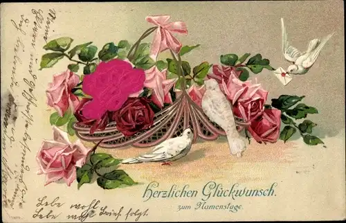 Künstler Ak Namenstag, Rosen im Korb, weiße Brieftauben