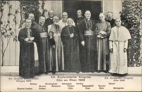 Ak Köln am Rhein, XX. Intern. Eucharistischer Kongress 1909, Gruppenportrait Geistlicher, Bischöfe