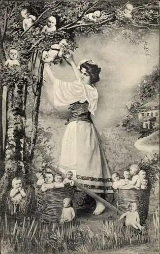 Ak Frau pflückt Babys vom Baum, Fotomontage