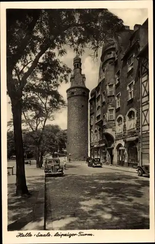 Ak Halle an der Saale, Blick zum Leipziger Turm, Autos