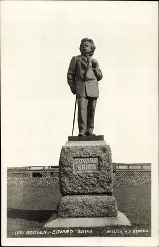 Ak Bergen Norwegen, Edvard Grieg-Denkmal