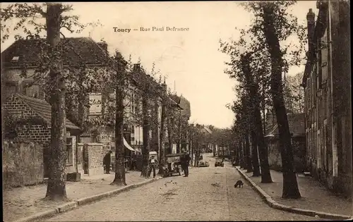 Ak Toucy Yonne, Rue Paul Defrance