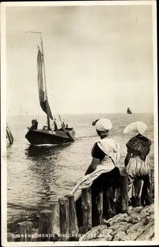 Ak Zeeland Niederlande, Binnenkomende Visschers