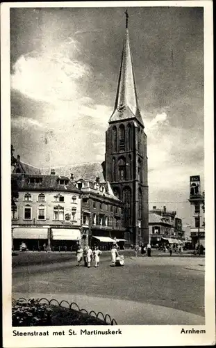 Ak Arnhem Gelderland Niederlande, Steenstraat met St. Martinuskerk