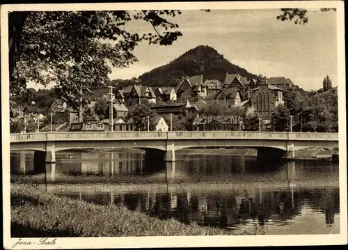 Ak Jena in Thüringen, Paradiesbrücke mit Hausberg