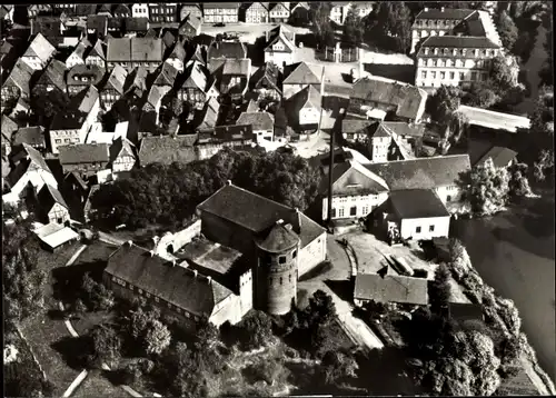 Ak Neustadt Glewe in Mecklenburg, Burg, Vogelschau