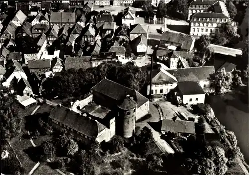 Ak Neustadt Glewe in Mecklenburg, Burg, Vogelschau