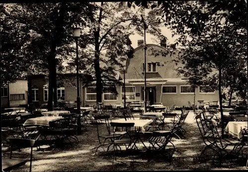 Ak Bad Düben an der Mulde, Kulturhaus des Moorbades, Terrasse