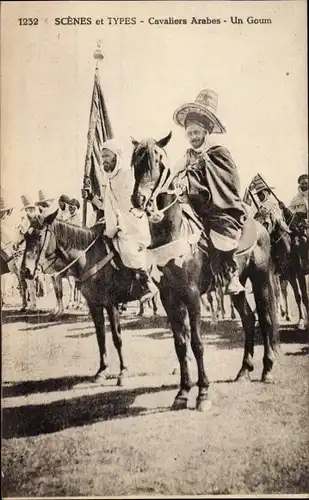 Ak Scènes & Types, Cavaliers Arabes, Un Coum