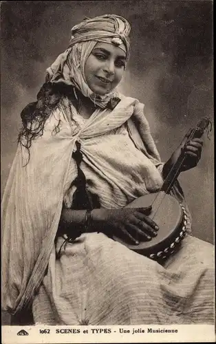 Ak Algerien, Scènes et Types, Une jolie Musicienne, Portrait