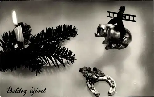 Ak Glückwunsch Neujahr, Hufeisen, Schwein, Schornsteinfeger, Kerze, Tannenzweig