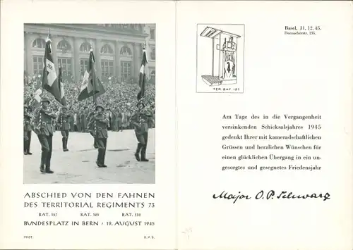 Klapp Ak Bern Stadt Schweiz, Abschied von den Fahnen des Territorial Regiments 73, Bundesplatz