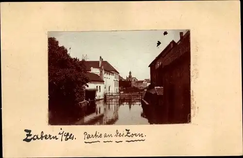 Foto Ak Saverne Zabern Elsass Bas Rhin, Partie an der Zorn