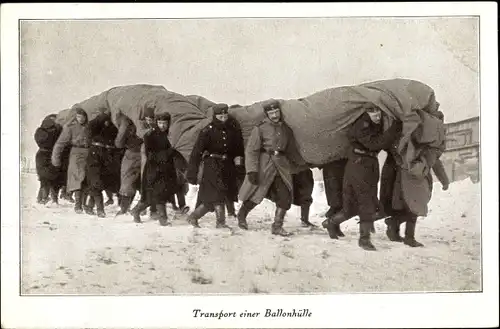 Ak Transport einer Ballonhülle, Beobachterballon, Soldaten