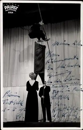 Foto Akrobaten im Friedrichstadtpalast Berlin, Artisten