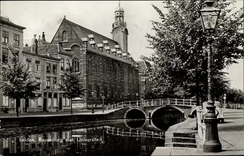 Ak Leiden Südholland Niederlande, Rapenburg met Universiteit, Brücke