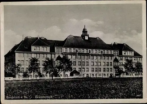 Ak Burgstädt in Sachsen, Grundschule
