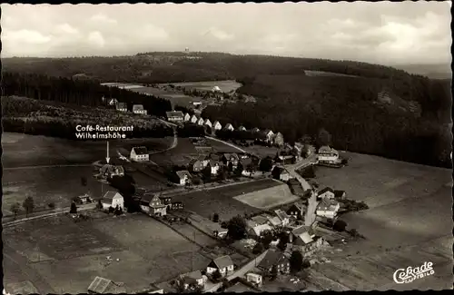 Ak Neuastenberg Winterberg im Sauerland, Kahler Asten, Cafe-Restaurant Wilhelmshöhe, Fliegeraufnahme