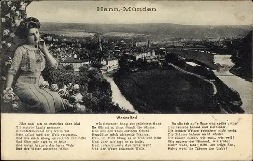 Ak Hann. Münden in Niedersachsen, Weserlied, Frau vor Stadtkulisse