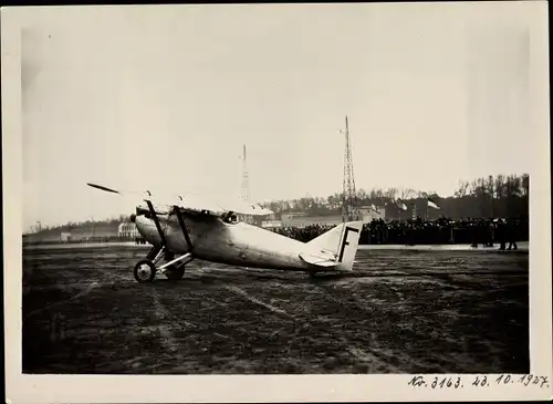 Foto Klinke, Kunstflugzeug, Kunstflugmeisterschaft 1927, Flughafen Berlin Tempelhof