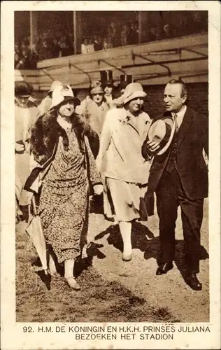 Ak Amsterdam Nordholland, Olympische Spiele 1928, Königin Wilhelmina, Juliana, Besuch im Stadion