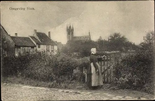 Ak Sluis Zeeland Niederlande, Omgeving, Kirche, Bauersfrau