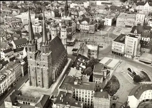 Ak Halle an der Saale, Fliegeraufnahme mit Marktkirche