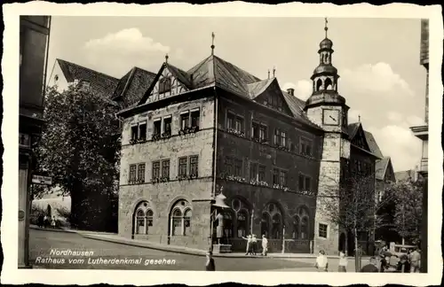 Ak Nordhausen am Harz, Rathaus vom Lutherdenkmal gesehen