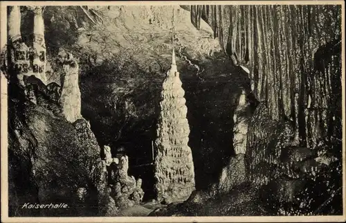 Ak Iserlohn, Kaiserhalle, Dechenhöhle, Innenansicht, Stalagmit