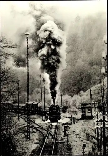 Ak Dampflokomotiven im Einsatz, Baureihe 50, Lok Nr 50 1304, Nahgüterzug, Elsterberg