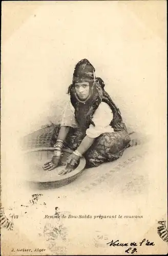 Ak Bou Saada Algerien, Femme preparant le couscous