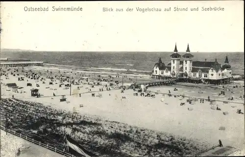 Ak Świnoujście Swinemünde Pommern, Strand und Seebrücke